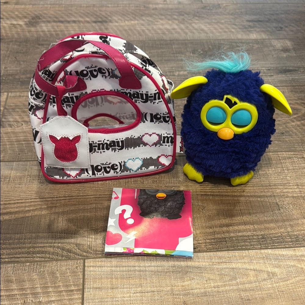 Furby Interactive Blue and Yellow Toy with Carrying Case Needs Batteries